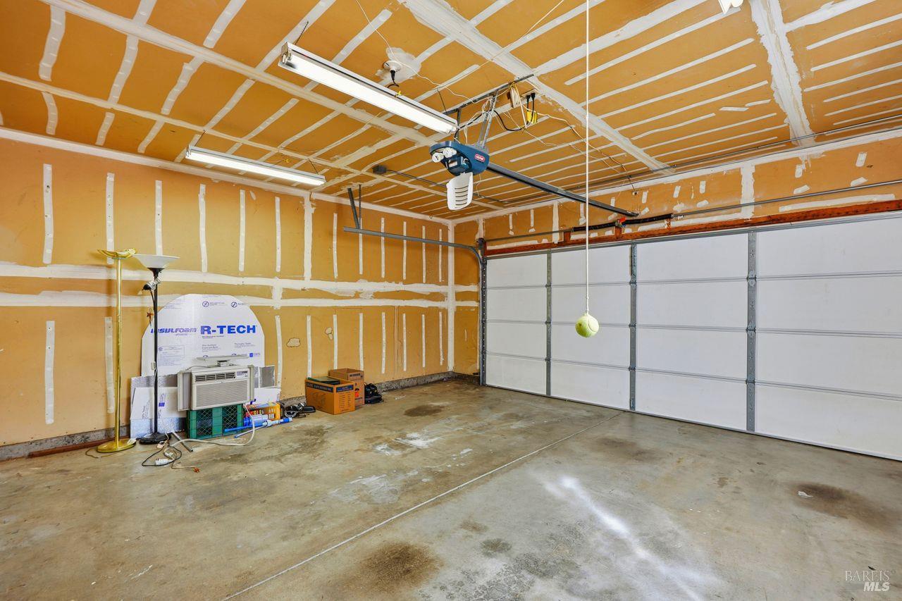 Detail Gallery Image 36 of 43 For 1617 Gamay St, Santa Rosa,  CA 95403 - 4 Beds | 3 Baths