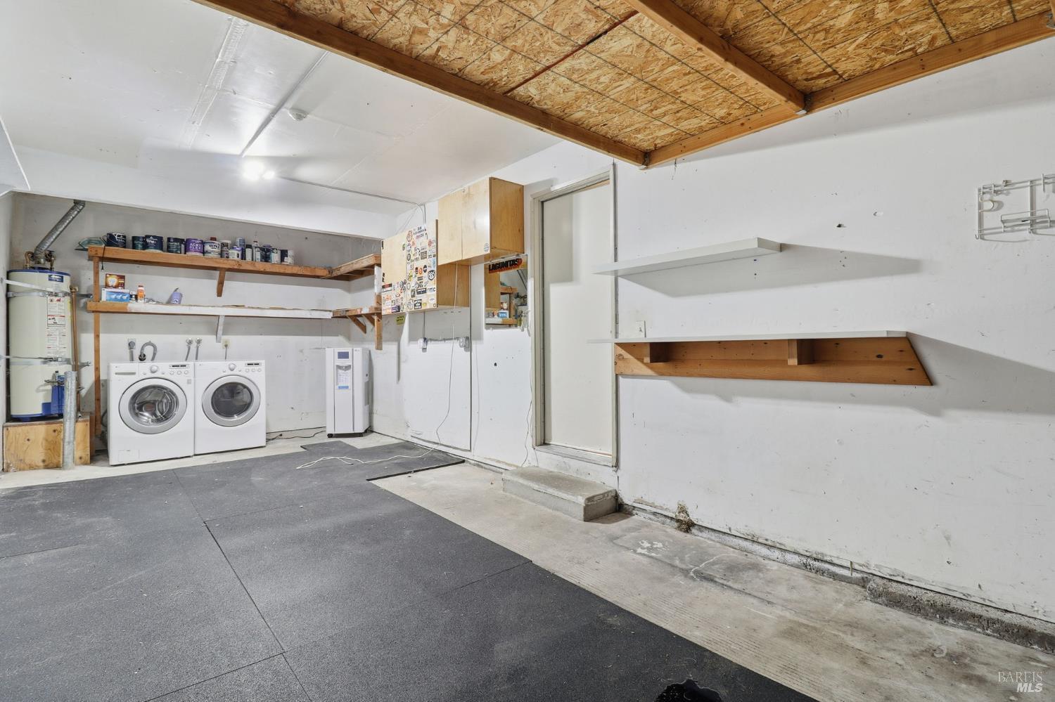 Detail Gallery Image 22 of 27 For 125 Acorn Dr, Petaluma,  CA 94952 - 2 Beds | 1/1 Baths