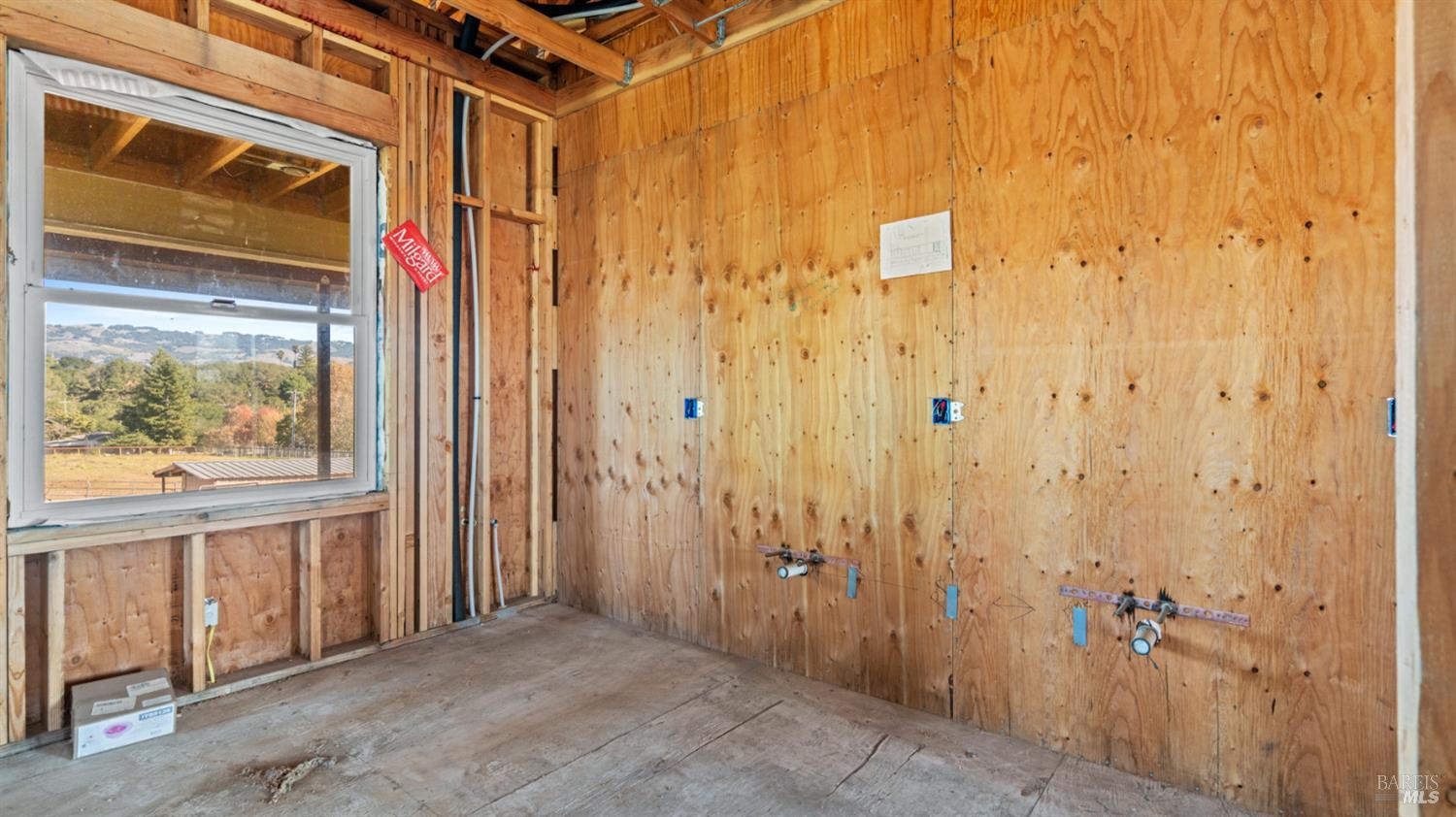 Detail Gallery Image 17 of 85 For 487 Ormsby Ln, Petaluma,  CA 94954 - 3 Beds | 2/1 Baths