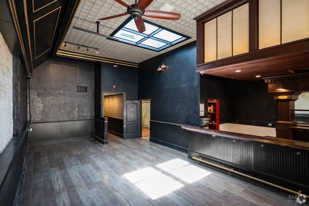 Detail Gallery Image 8 of 18 For 6957 Sebastopol Ave, Sebastopol,  CA 95472 - – Beds | – Baths