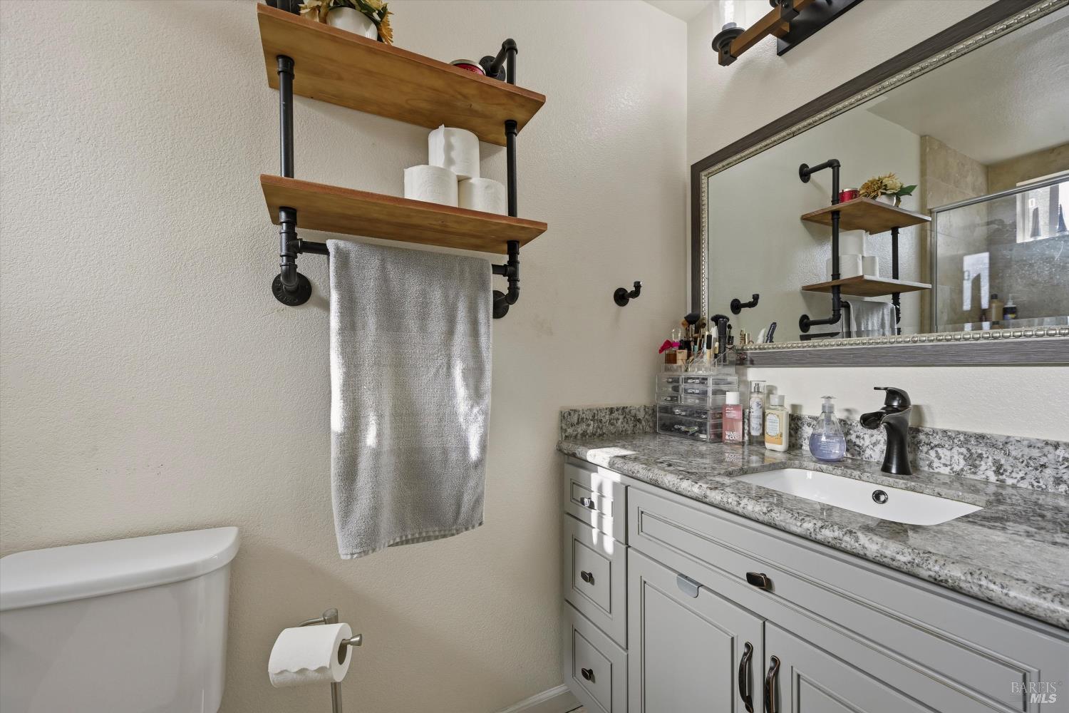 Detail Gallery Image 20 of 30 For Address Is Not Disclosed, Hidden Valley Lake,  CA 95467 - 3 Beds | 2 Baths