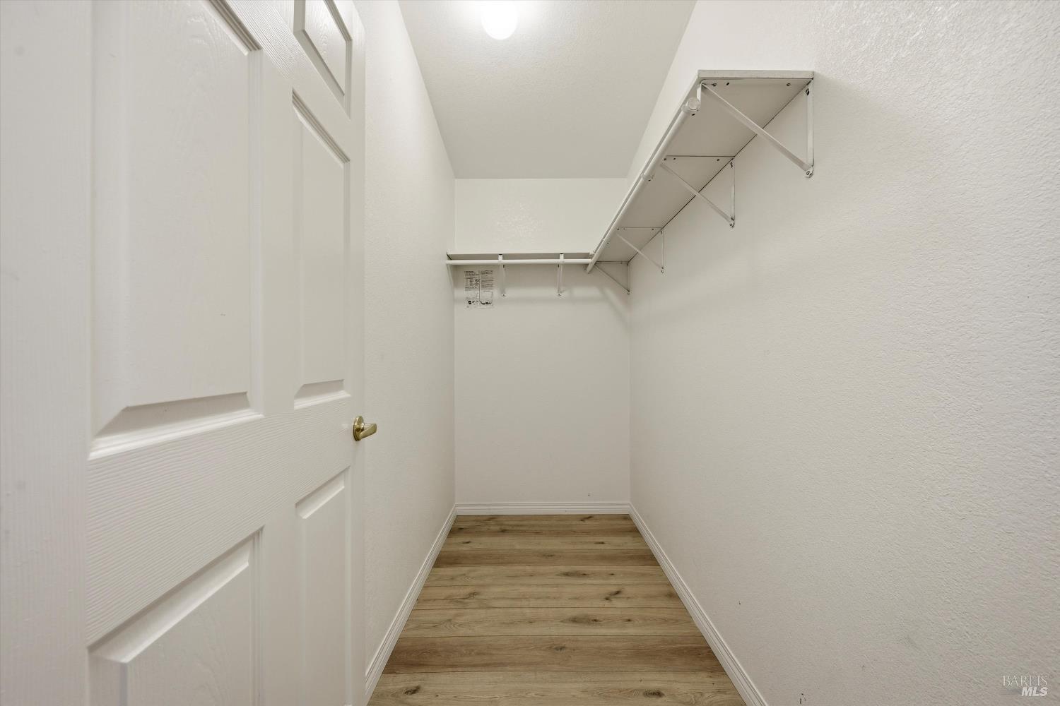 Detail Gallery Image 11 of 21 For 350 Walnut Dr, Lakeport,  CA 95453 - 2 Beds | 2 Baths