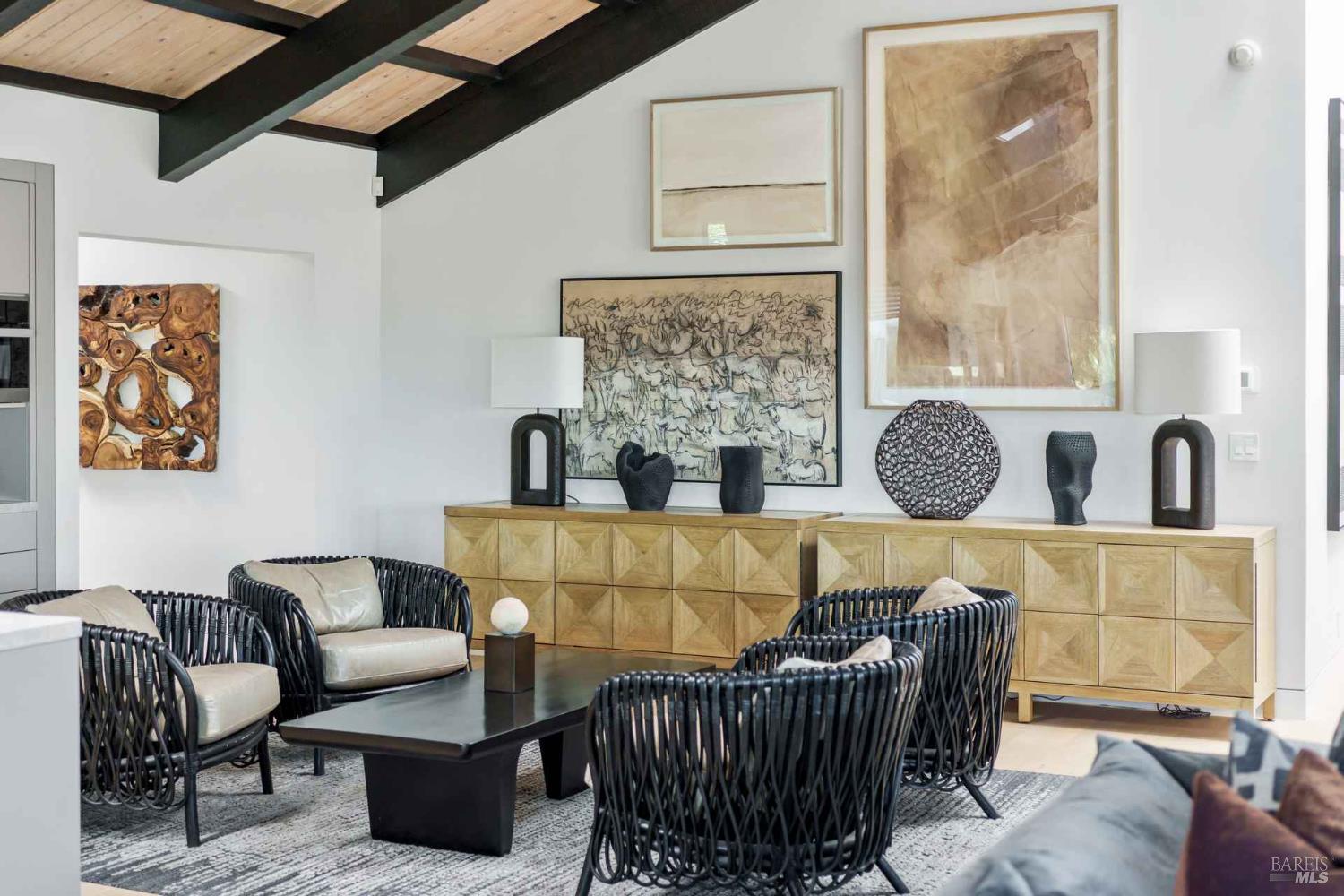 Detail Gallery Image 17 of 35 For 1250 Partrick Rd, Napa,  CA 94558 - 6 Beds | 4 Baths