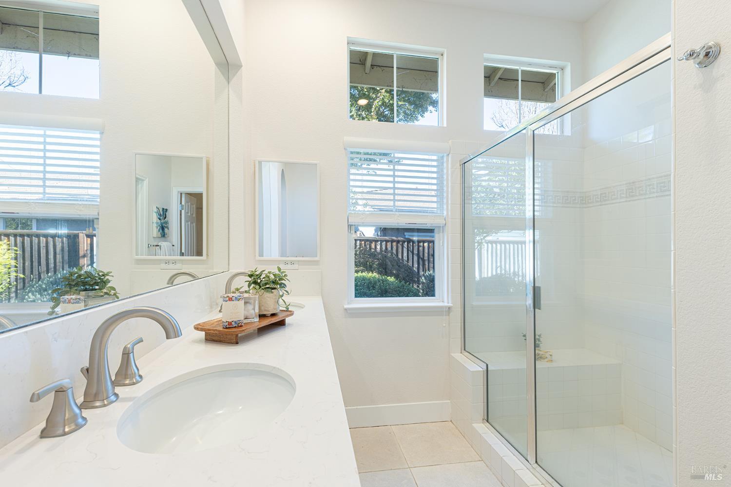 Detail Gallery Image 30 of 38 For 4 Firefly Ln, Napa,  CA 94558 - 3 Beds | 2 Baths