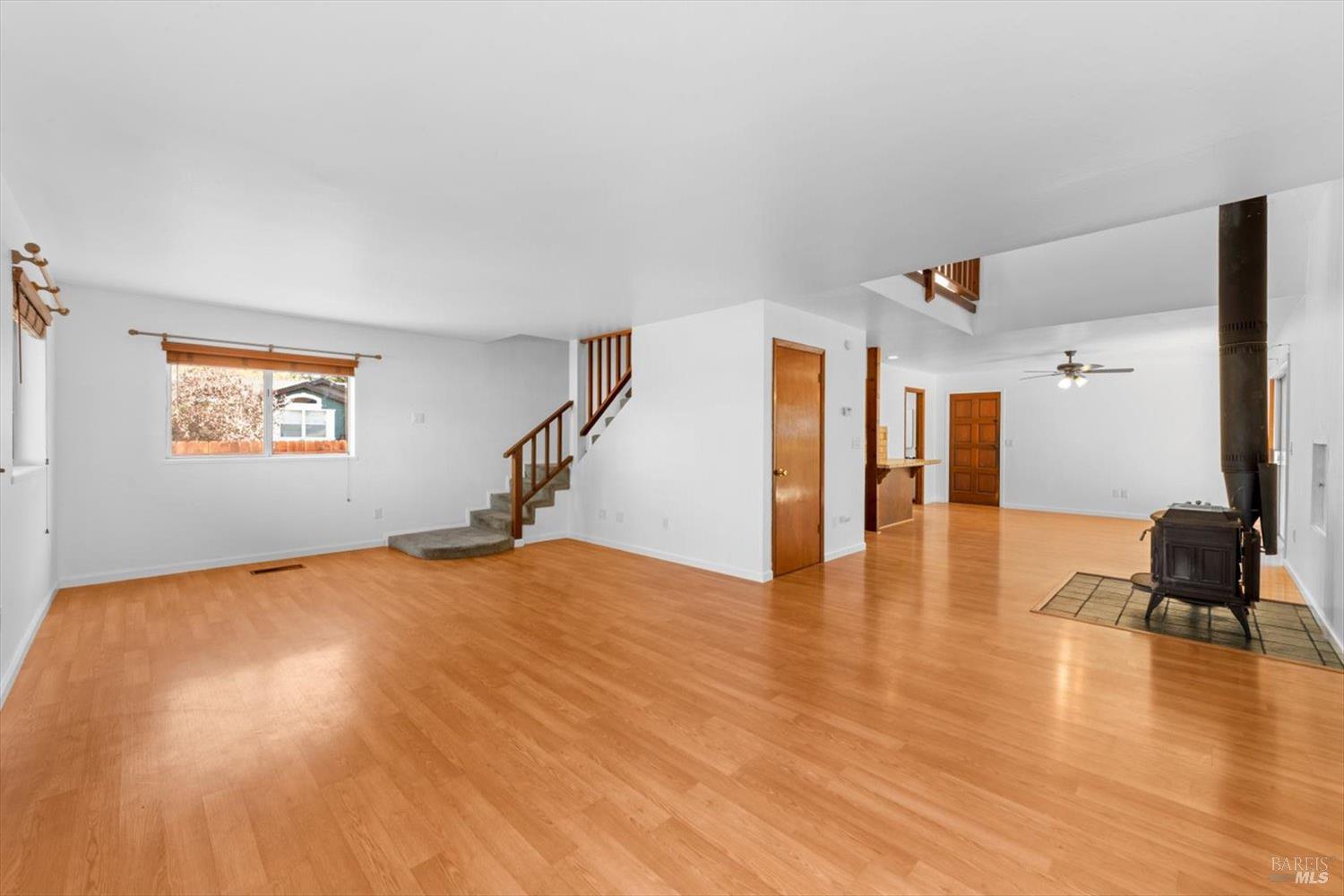 Detail Gallery Image 9 of 60 For 1017 Headlands Dr, Napa,  CA 94558 - 3 Beds | 2 Baths