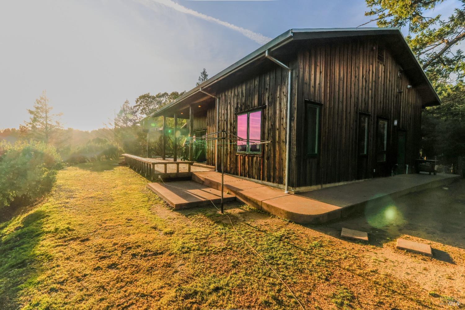 Detail Gallery Image 14 of 84 For 19801 Kelly Rd, Geyserville,  CA 95441 - 2 Beds | 3 Baths