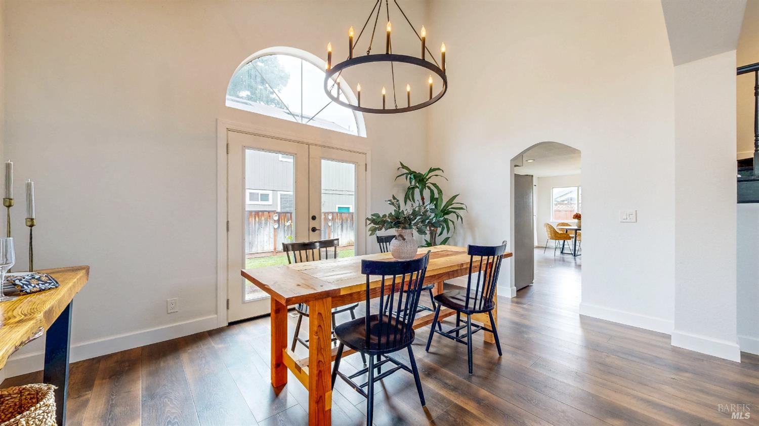 Detail Gallery Image 8 of 45 For 487 Noonan Ranch Ln, Santa Rosa,  CA 95403 - 3 Beds | 3 Baths