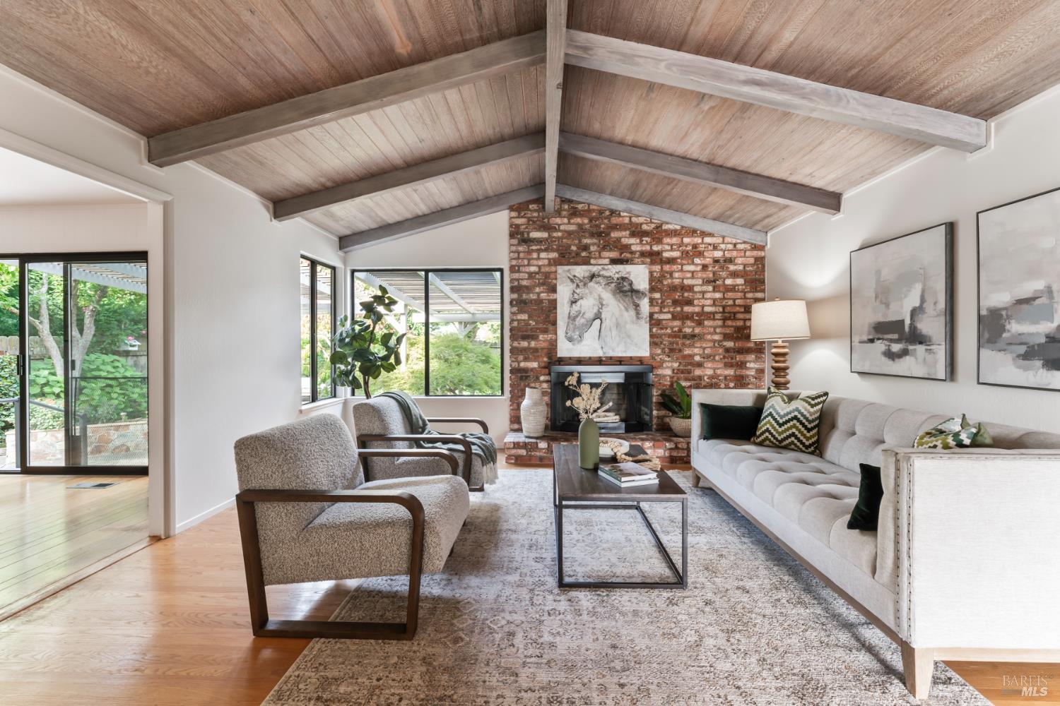 Detail Gallery Image 5 of 27 For 2470 Gina Dr, Napa,  CA 94558 - 4 Beds | 3 Baths