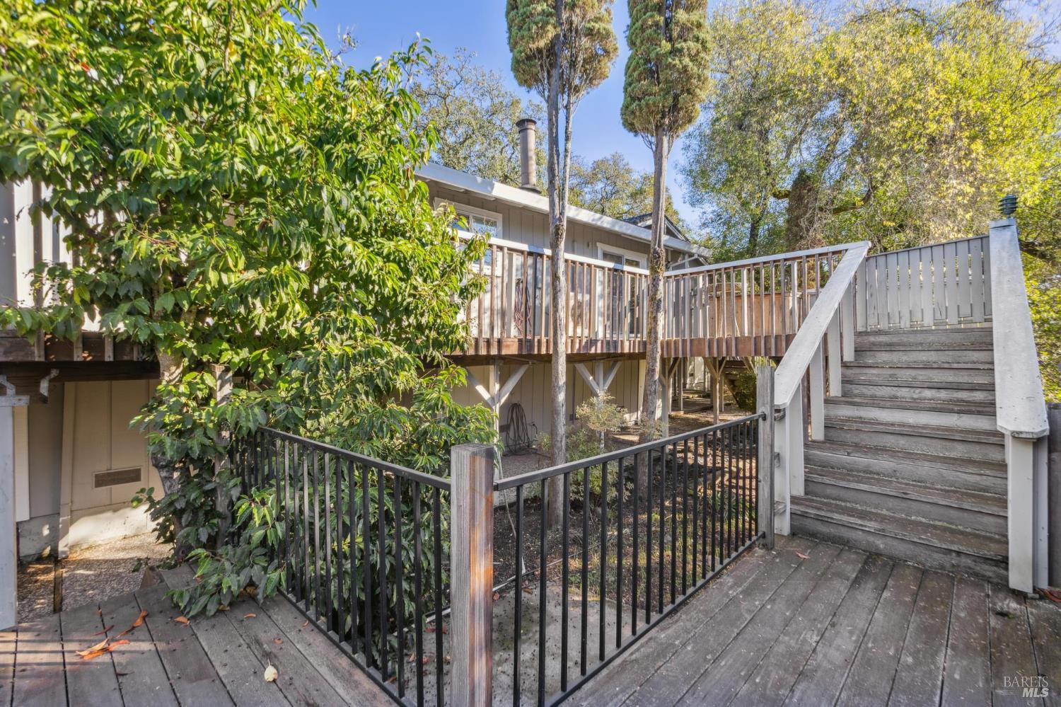 Detail Gallery Image 50 of 75 For 4050 Sonoma Mountain Rd, Santa Rosa,  CA 95404 - 4 Beds | 3/1 Baths