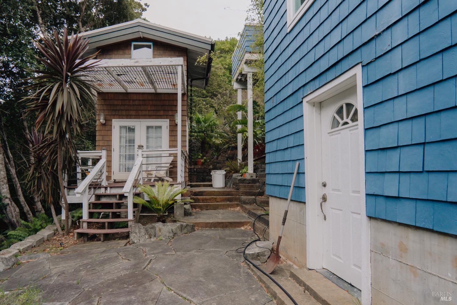 Detail Gallery Image 51 of 64 For 541 Redwood Rd, Whitethorn,  CA 95589 - 3 Beds | 2 Baths