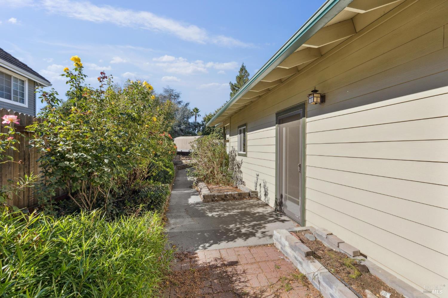 Detail Gallery Image 41 of 46 For 1365 Jacobs Pl, Dixon,  CA 95620 - 4 Beds | 2/1 Baths