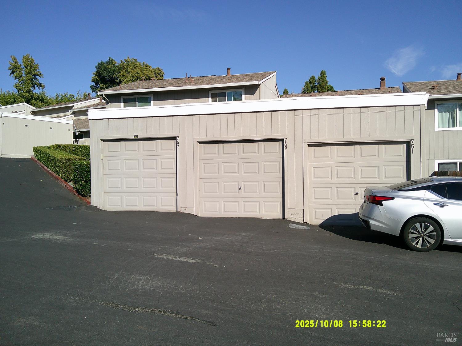 Detail Gallery Image 9 of 9 For 749 Beelard Dr, Vacaville,  CA 95687 - 2 Beds | 2/1 Baths