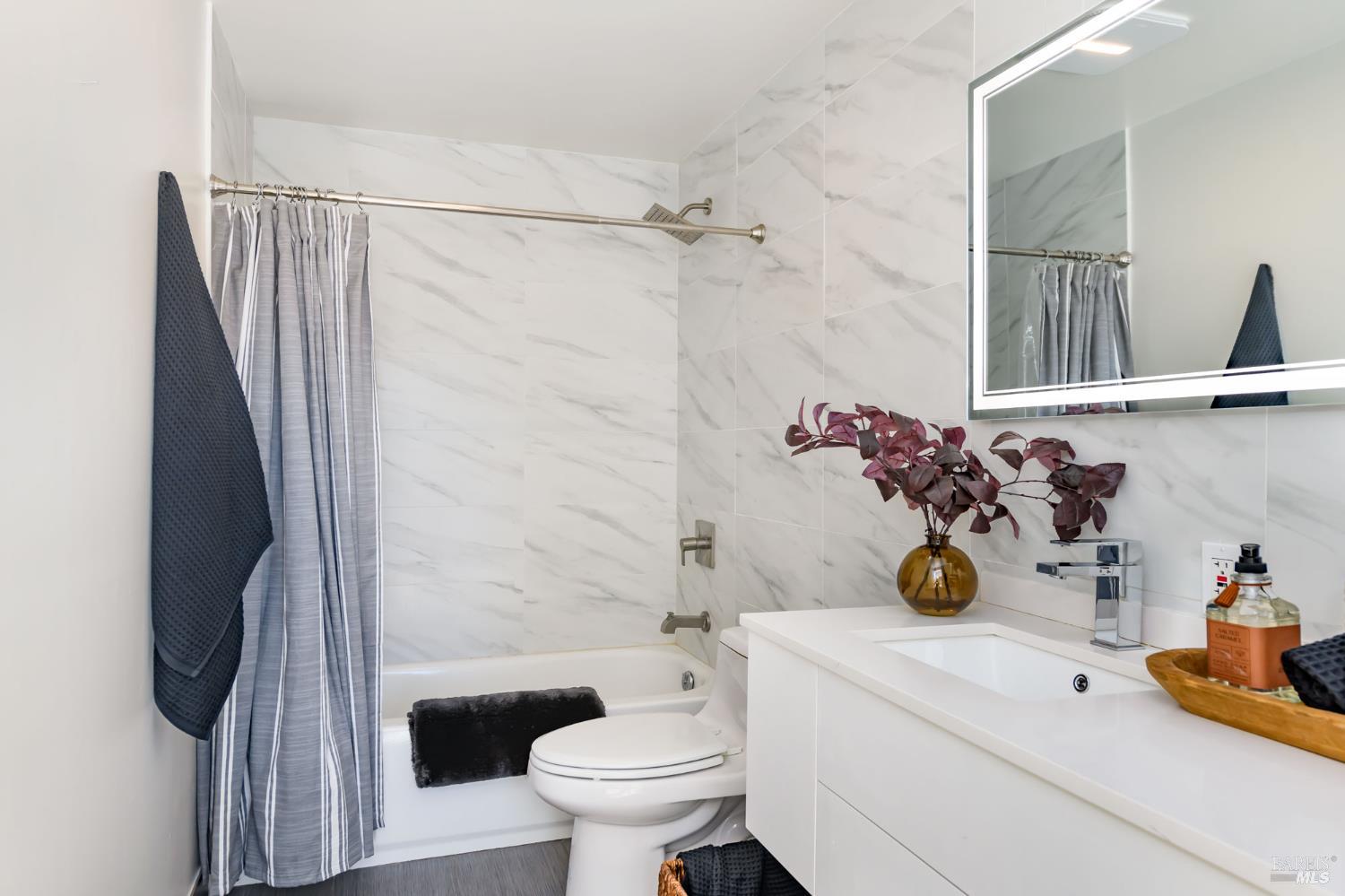 Detail Gallery Image 26 of 30 For 81 Corte Gracitas Unkn, Greenbrae,  CA 94904 - 4 Beds | 2 Baths