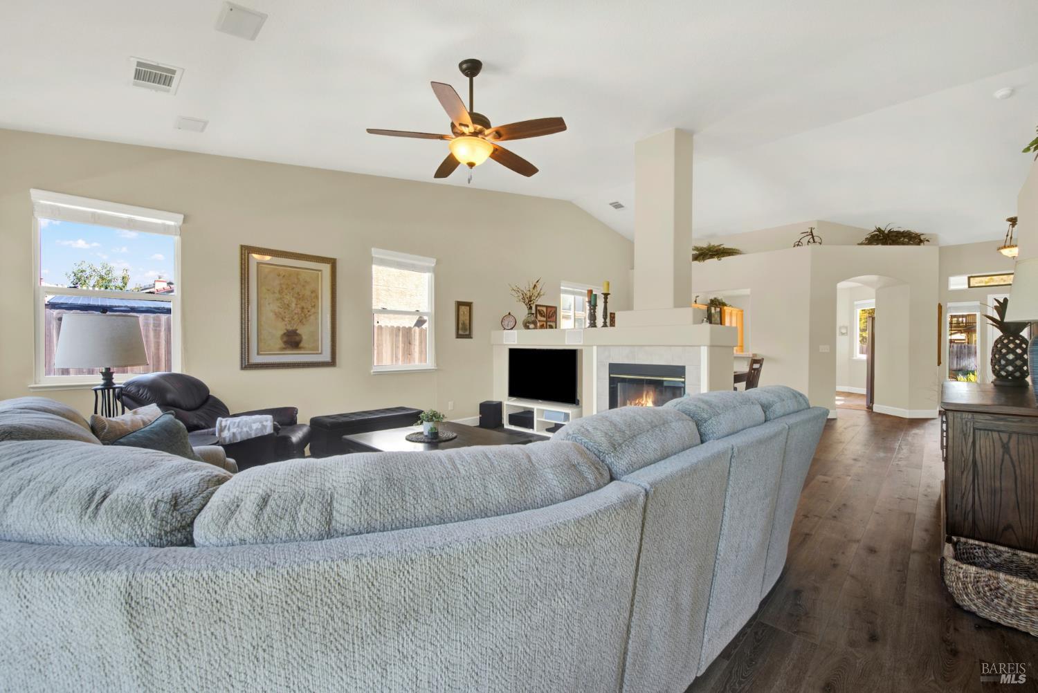 Detail Gallery Image 30 of 73 For 800 Alexander Dr, Dixon,  CA 95620 - 3 Beds | 2 Baths