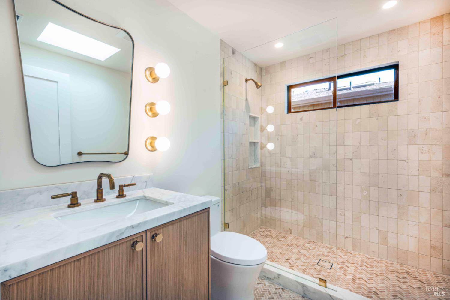 Detail Gallery Image 31 of 36 For 851 Second St, Sonoma,  CA 95476 - 4 Beds | 3 Baths