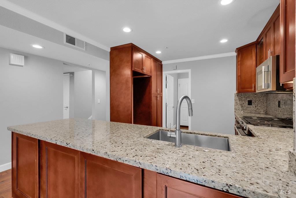 Detail Gallery Image 19 of 58 For 1736 Lindo St, Benicia,  CA 94510 - 3 Beds | 2/1 Baths