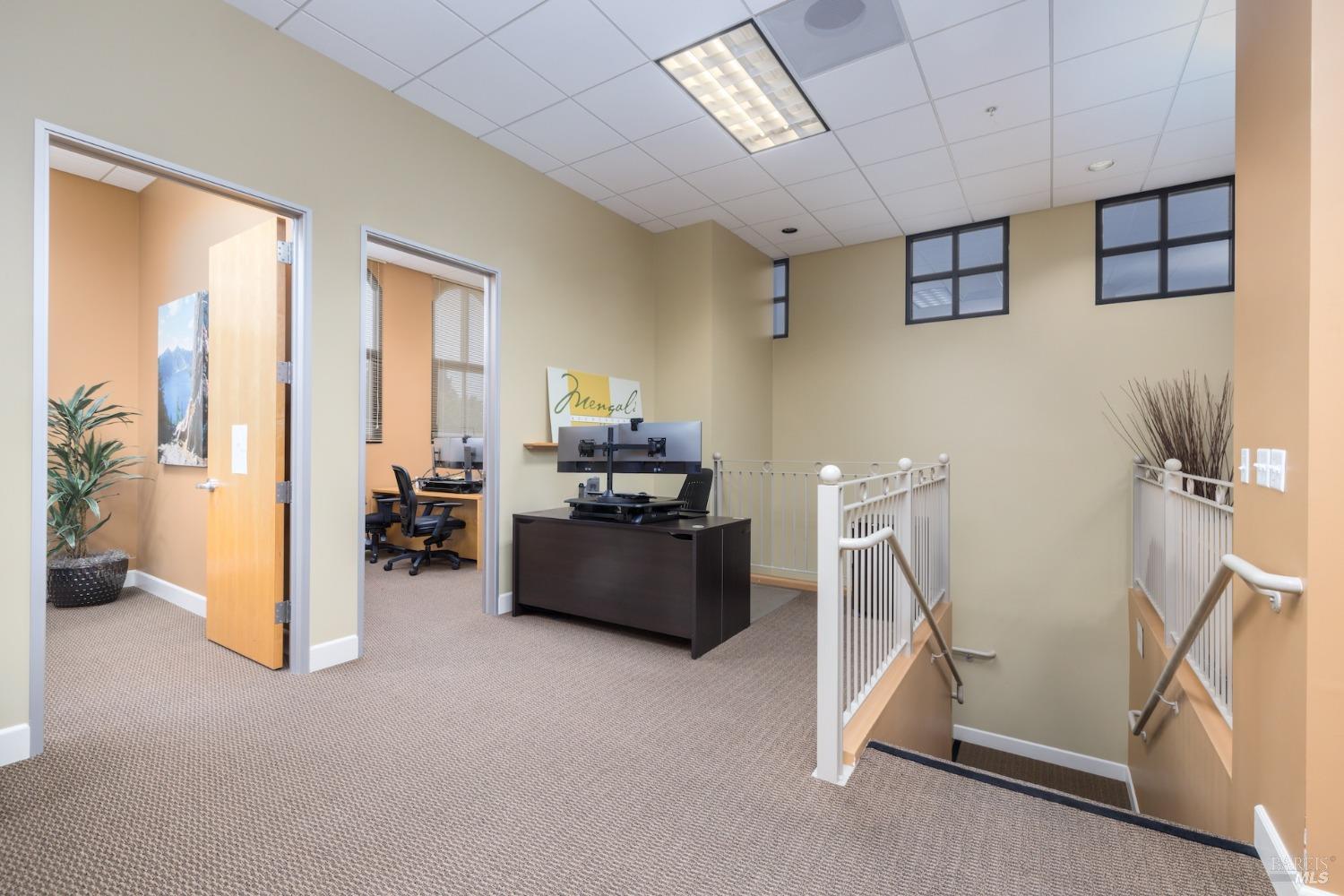 Detail Gallery Image 16 of 18 For 225 Foss Creek Cir, Healdsburg,  CA 95448 - – Beds | – Baths