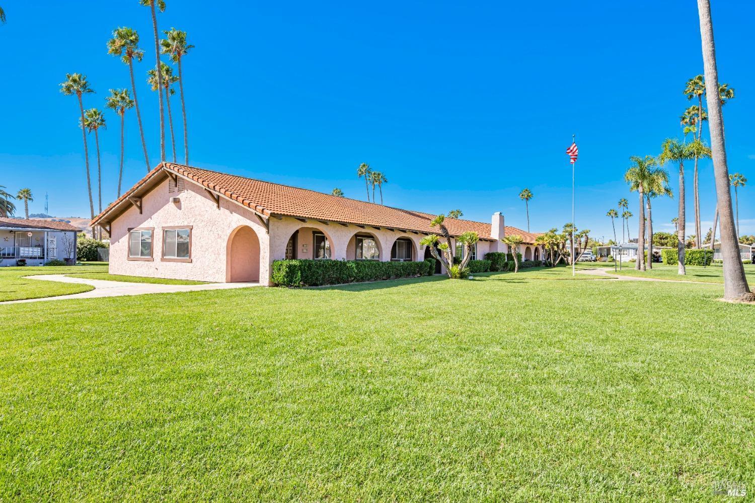 Detail Gallery Image 31 of 37 For 300 E H St 225, Benicia,  CA 94510 - 2 Beds | 1 Baths