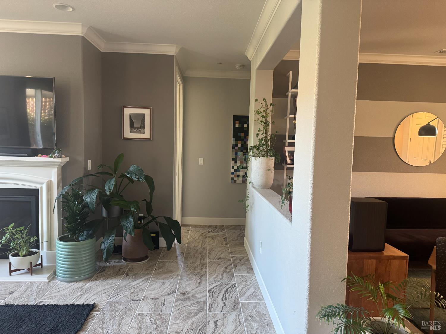 Detail Gallery Image 4 of 18 For 261 Joyce Dr, Vacaville,  CA 95687 - 4 Beds | 2 Baths