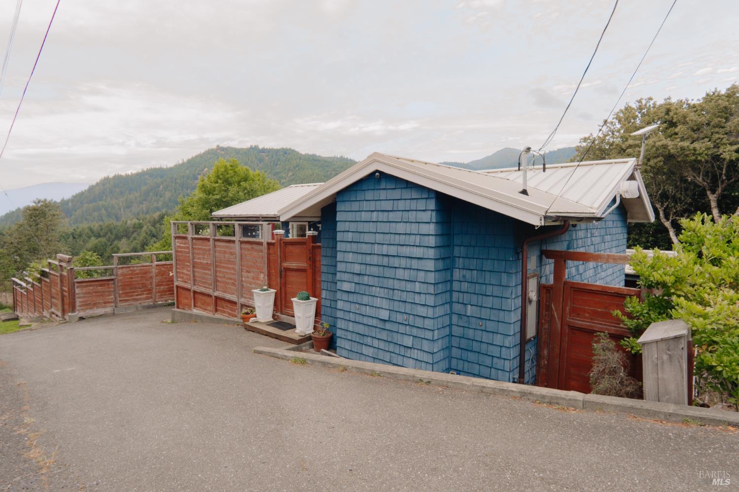 Detail Gallery Image 45 of 64 For 541 Redwood Rd, Whitethorn,  CA 95589 - 3 Beds | 2 Baths