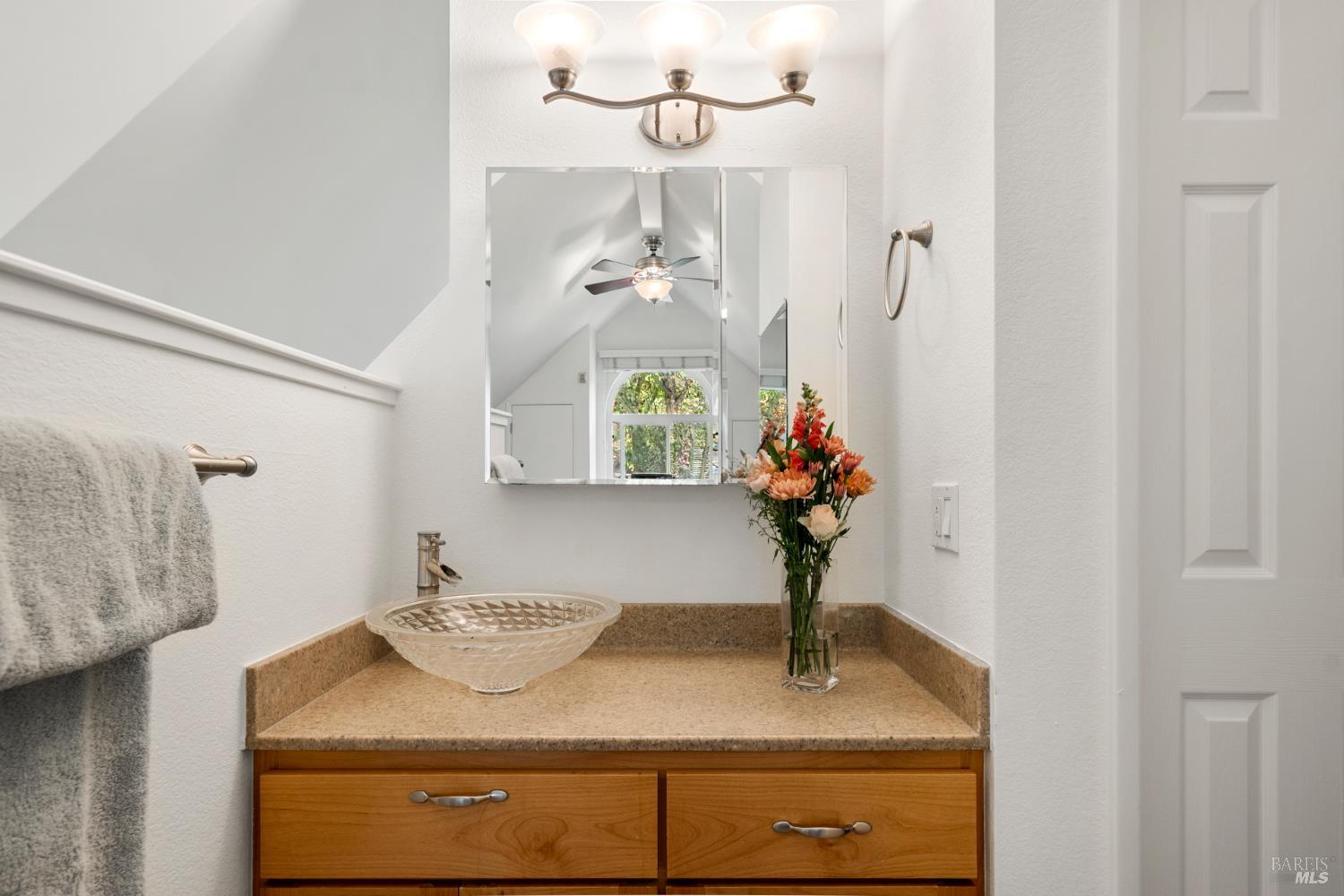 Detail Gallery Image 33 of 53 For 3315 Yulupa Ave, Santa Rosa,  CA 95405 - 3 Beds | 2 Baths