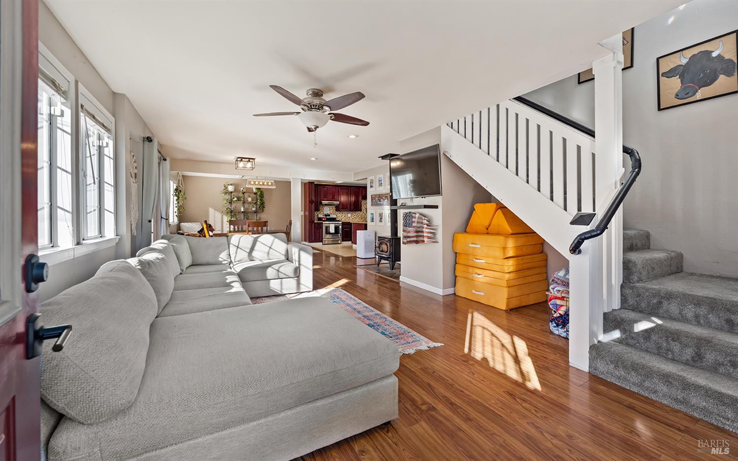 Detail Gallery Image 5 of 39 For 2595 Hardies Ln, Santa Rosa,  CA 95403 - 3 Beds | 2/1 Baths