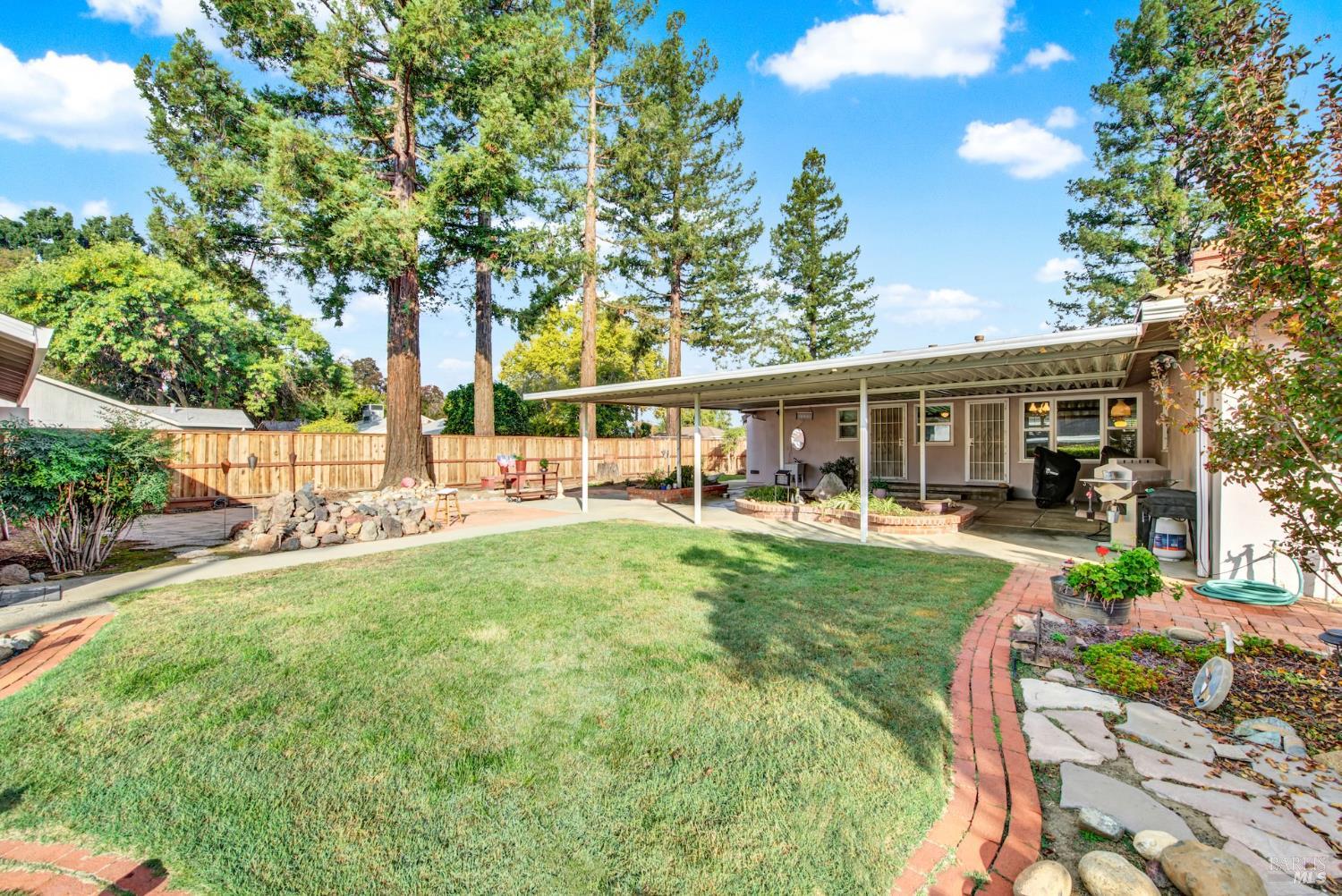 Detail Gallery Image 68 of 79 For 689 W C St, Dixon,  CA 95620 - 3 Beds | 3 Baths