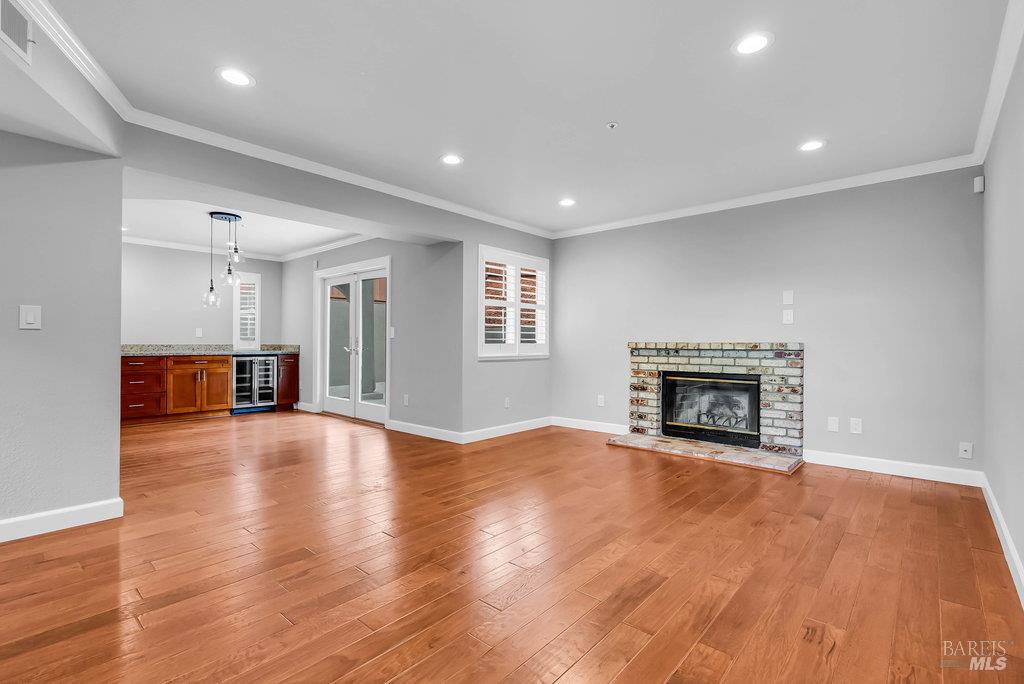 Detail Gallery Image 9 of 58 For 1736 Lindo St, Benicia,  CA 94510 - 3 Beds | 2/1 Baths