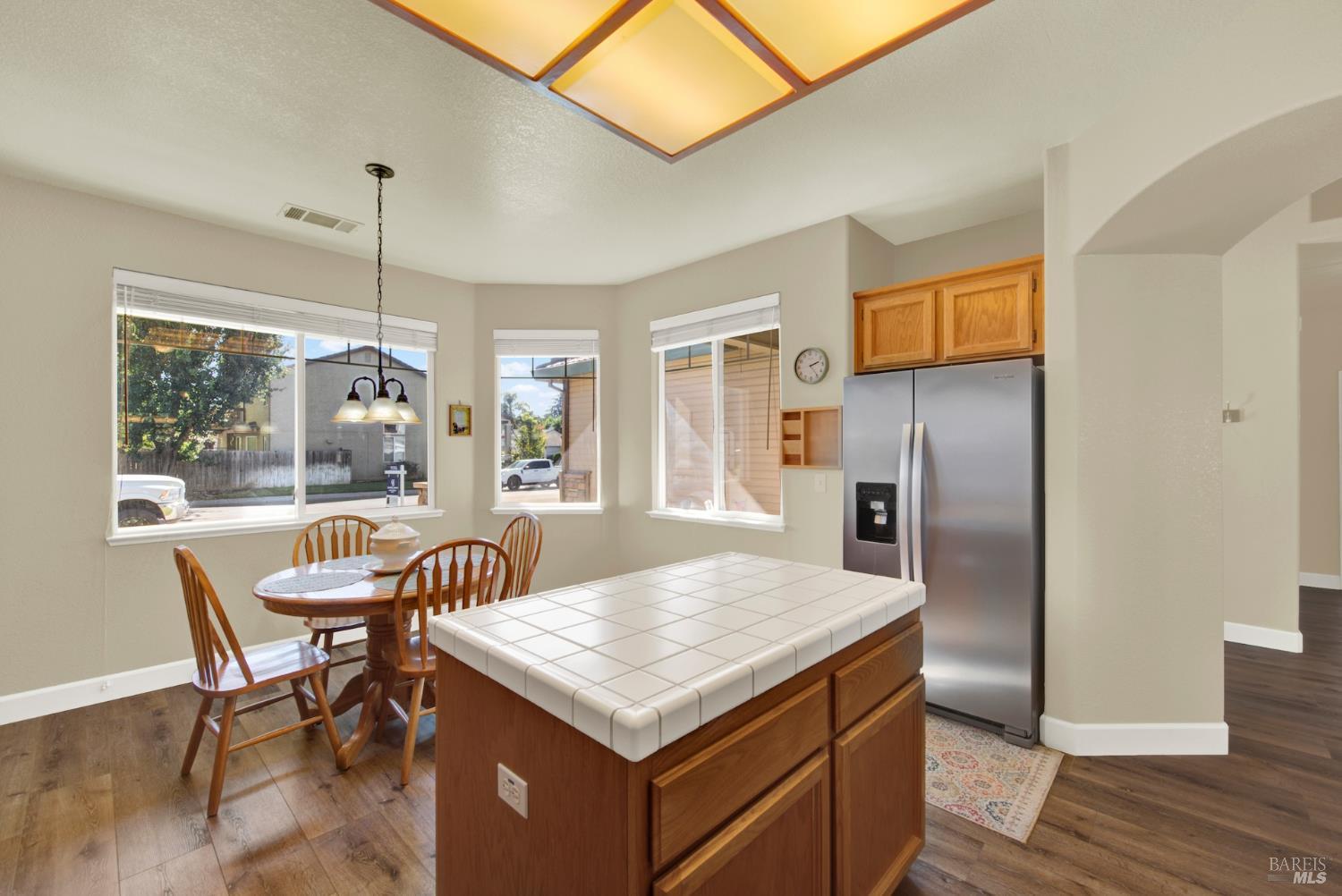 Detail Gallery Image 32 of 73 For 800 Alexander Dr, Dixon,  CA 95620 - 3 Beds | 2 Baths