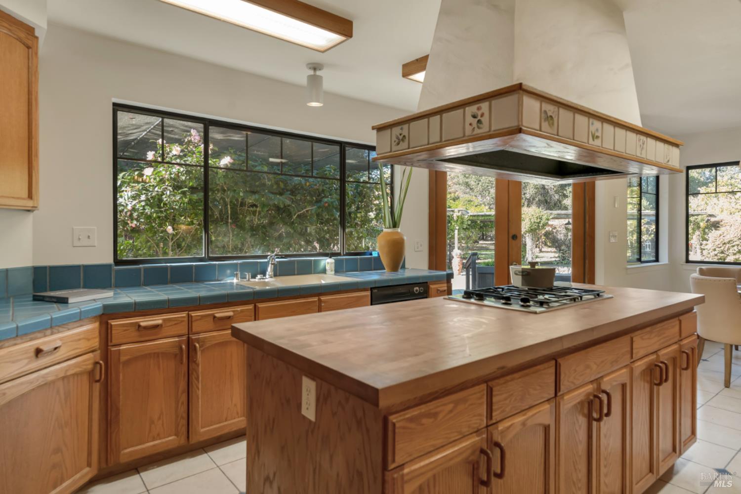 Detail Gallery Image 23 of 64 For 836 E Napa St, Sonoma,  CA 95476 - 2 Beds | 2 Baths