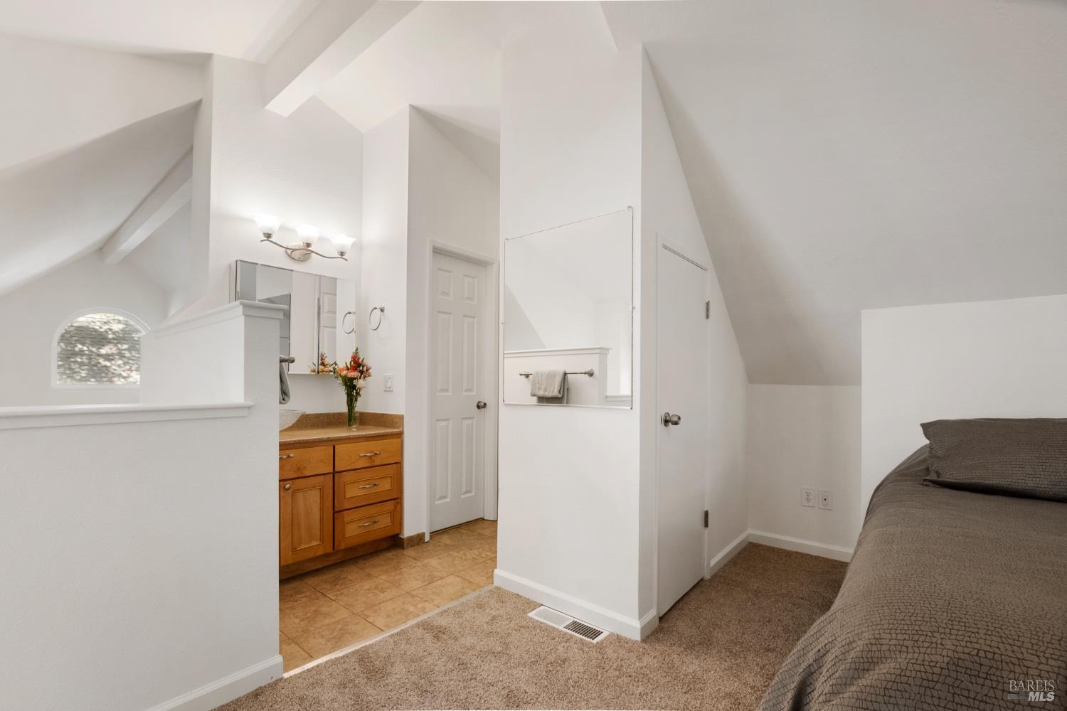 Detail Gallery Image 32 of 53 For 3315 Yulupa Ave, Santa Rosa,  CA 95405 - 3 Beds | 2 Baths