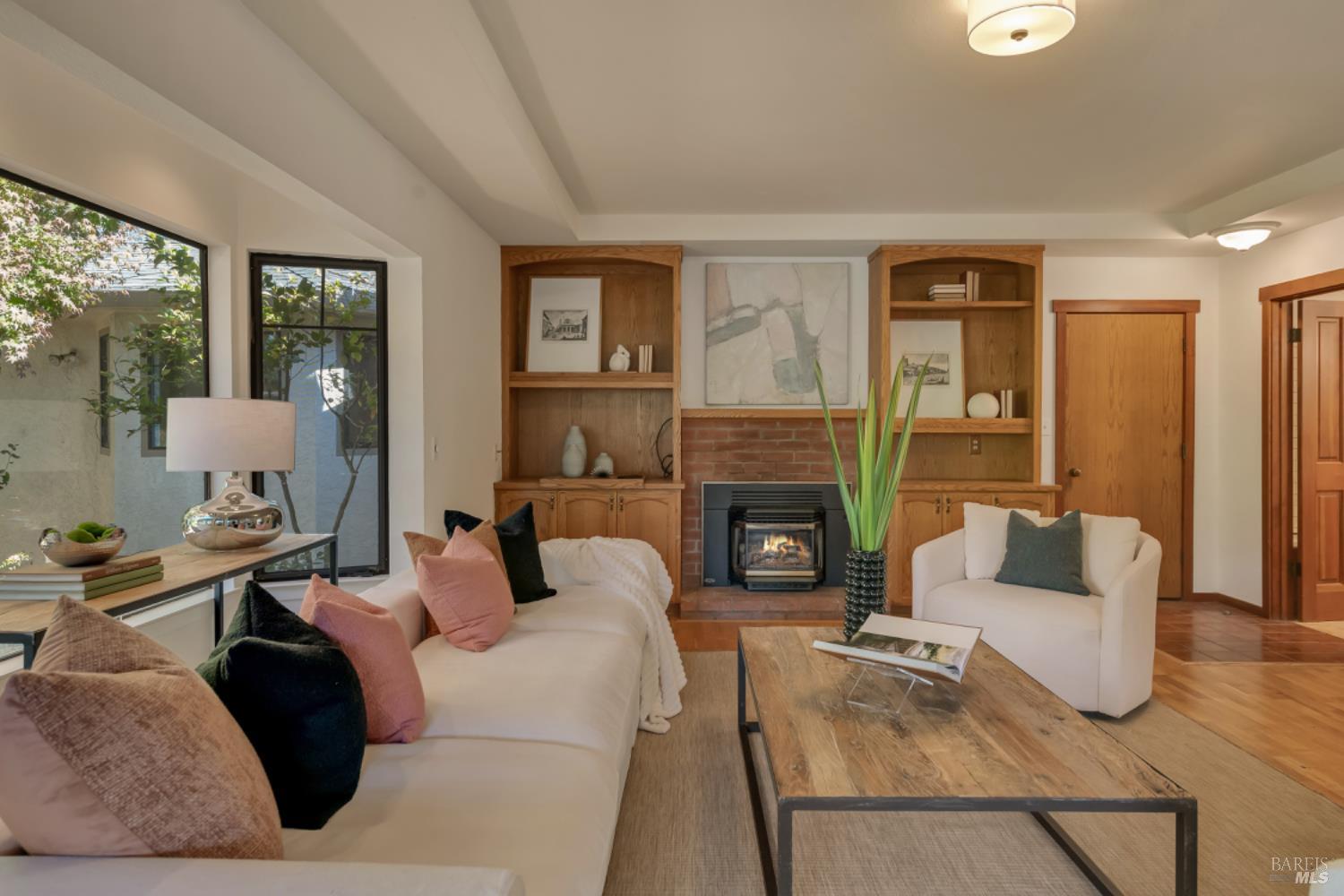 Detail Gallery Image 31 of 64 For 836 E Napa St, Sonoma,  CA 95476 - 2 Beds | 2 Baths