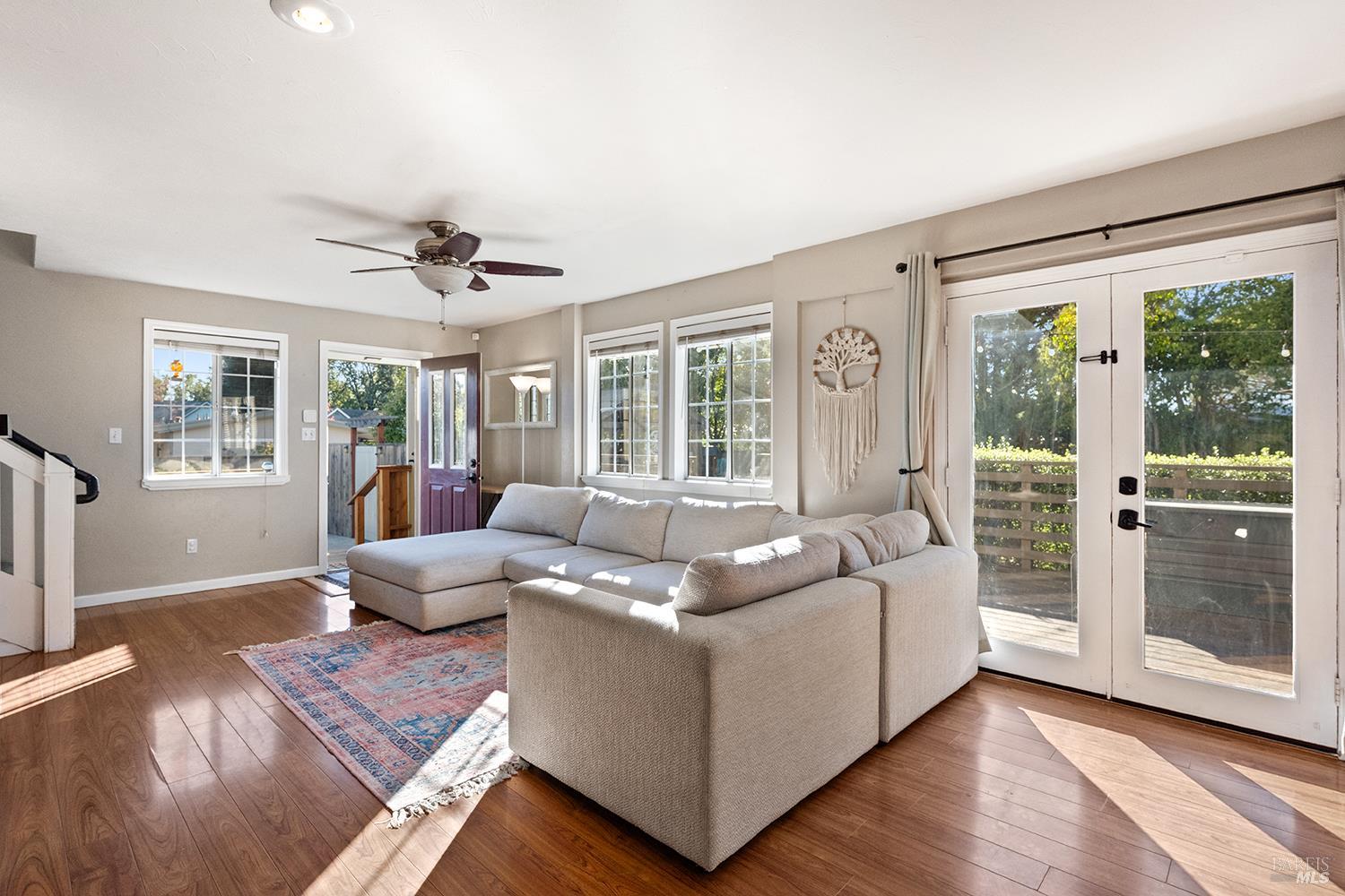 Detail Gallery Image 16 of 39 For 2595 Hardies Ln, Santa Rosa,  CA 95403 - 3 Beds | 2/1 Baths