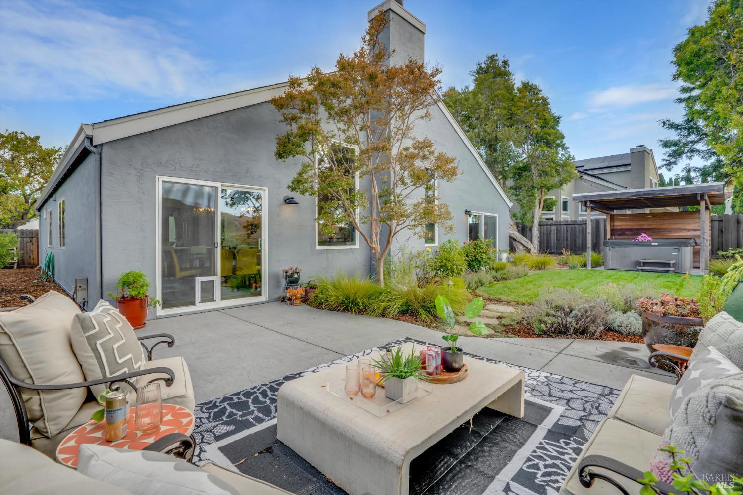 Detail Gallery Image 26 of 38 For 578 Morning Glory Dr, Benicia,  CA 94510 - 3 Beds | 2 Baths