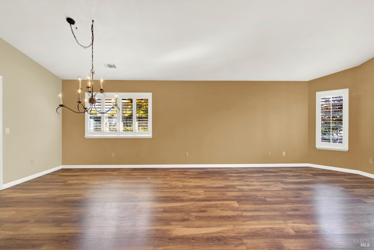 Detail Gallery Image 19 of 89 For 524 Arlene Dr, Vacaville,  CA 95688 - 4 Beds | 2 Baths