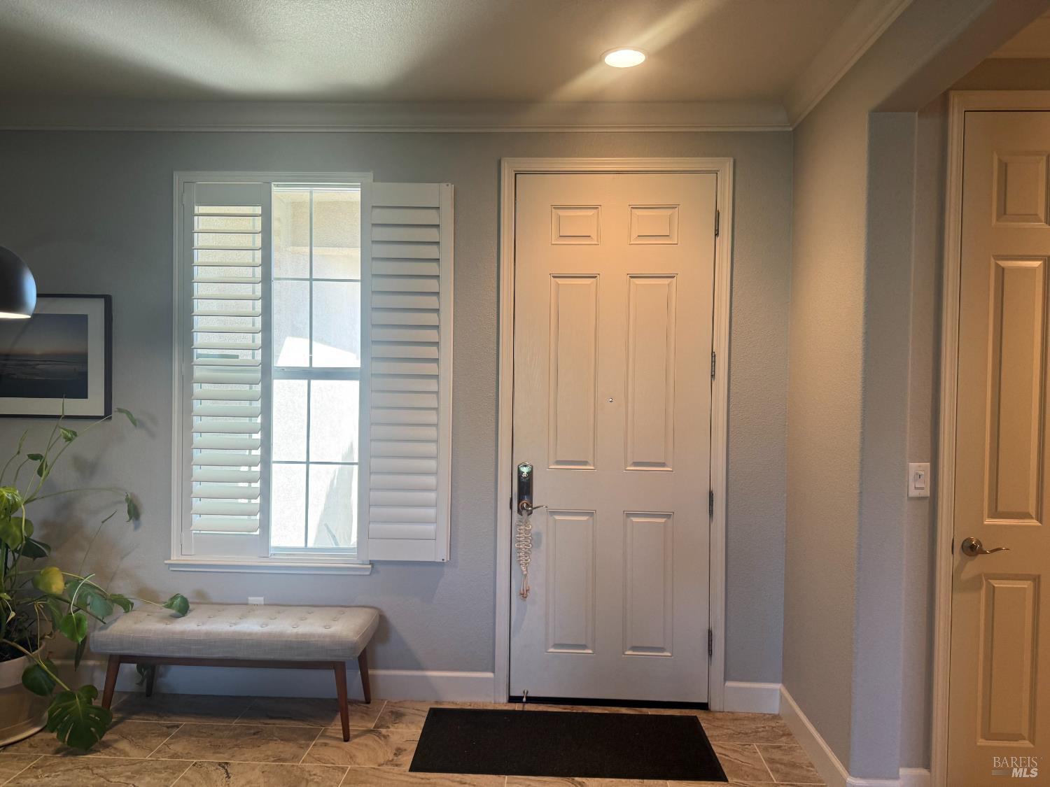 Detail Gallery Image 3 of 18 For 261 Joyce Dr, Vacaville,  CA 95687 - 4 Beds | 2 Baths