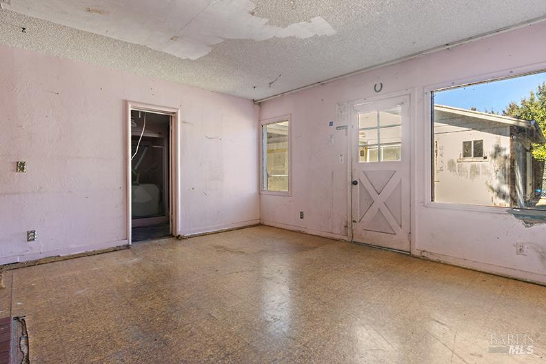 Detail Gallery Image 14 of 30 For 2931 Euclid Ave, Concord,  CA 94519 - 2 Beds | 1 Baths