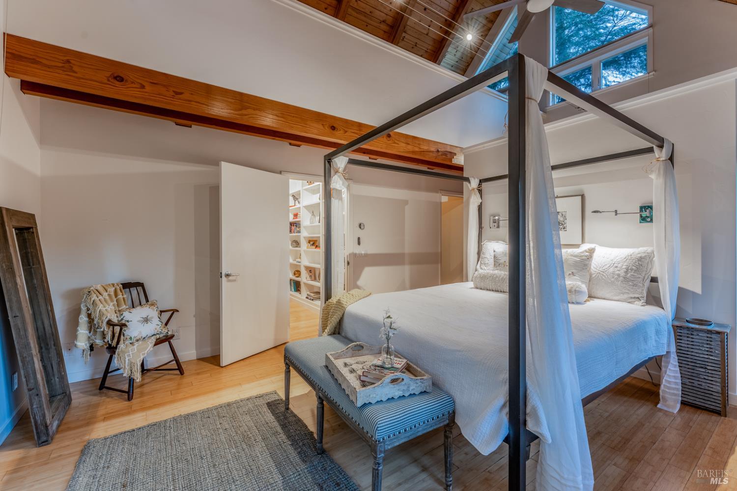 Detail Gallery Image 19 of 89 For 8301 West Side Potter Valley Rd, Potter Valley,  CA 95469 - 2 Beds | 3 Baths