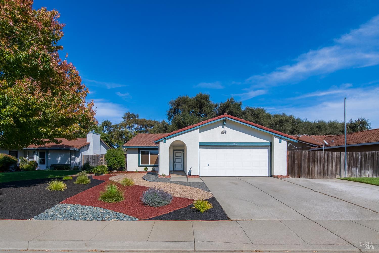 Detail Gallery Image 10 of 43 For 1944 Diamond Way, Fairfield,  CA 94533 - 3 Beds | 2 Baths