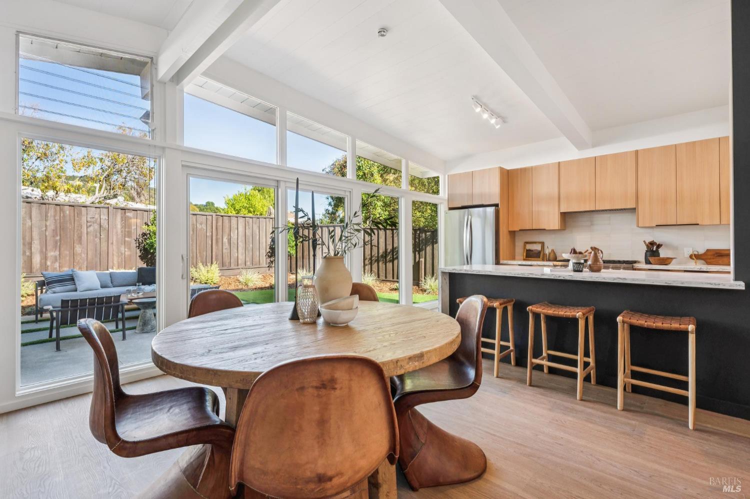 Detail Gallery Image 44 of 58 For 364 Hyacinth Way, San Rafael,  CA 94903 - 4 Beds | 2 Baths