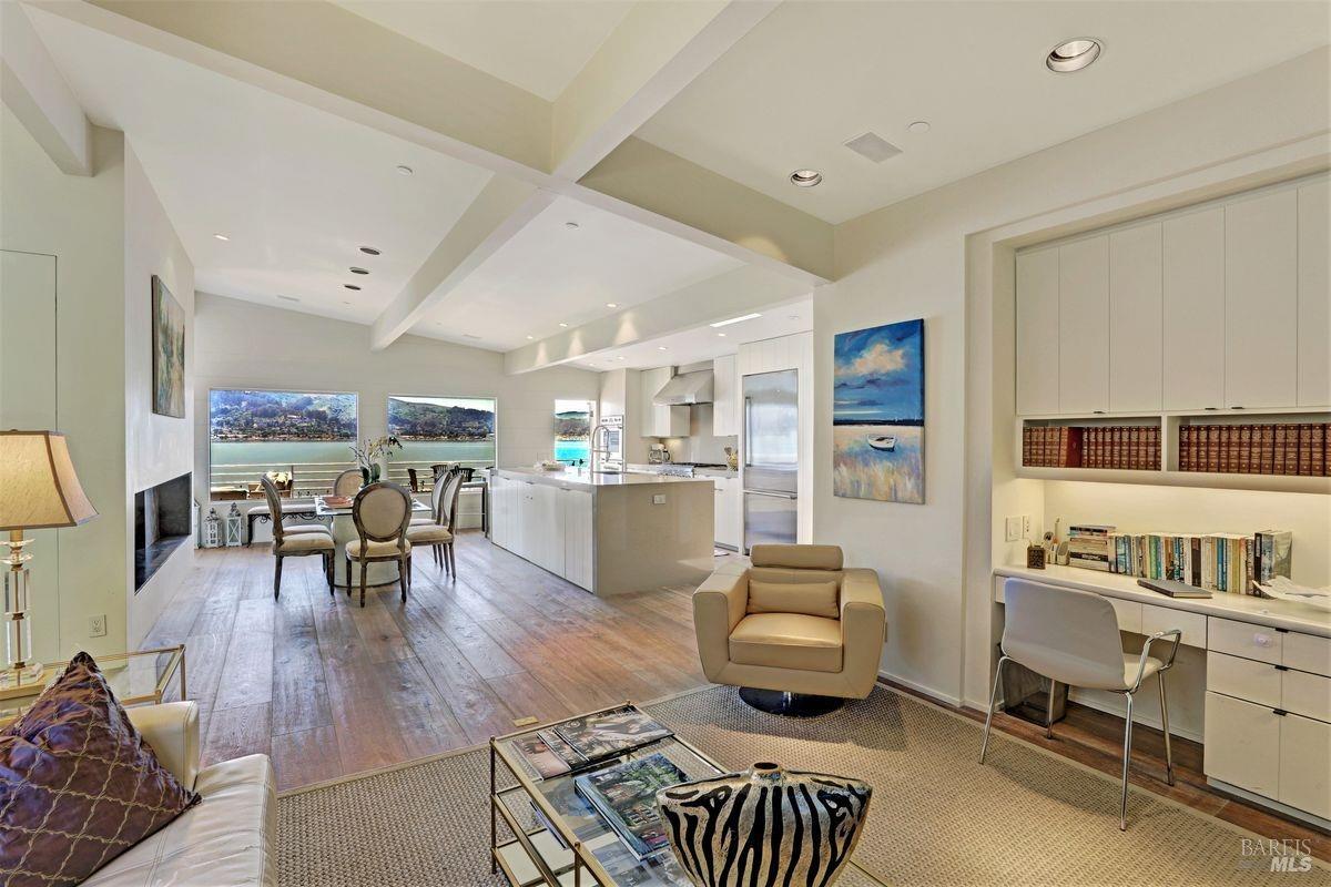 Detail Gallery Image 6 of 16 For 55 W Shore Rd, Belvedere,  CA 94920 - 3 Beds | 3 Baths