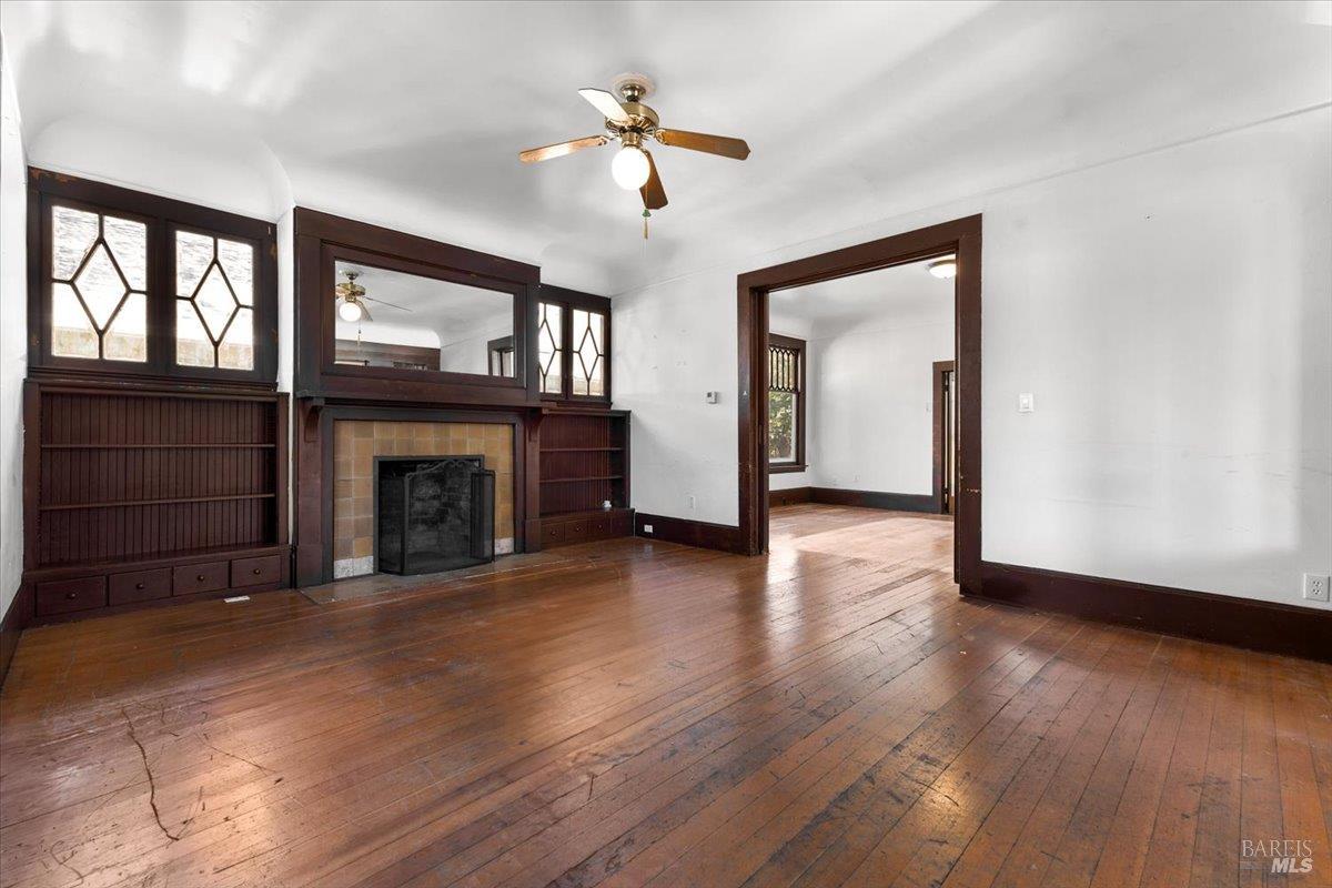 Detail Gallery Image 8 of 44 For 714 Mendocino Ave, Santa Rosa,  CA 95401 - 3 Beds | 1/2 Baths