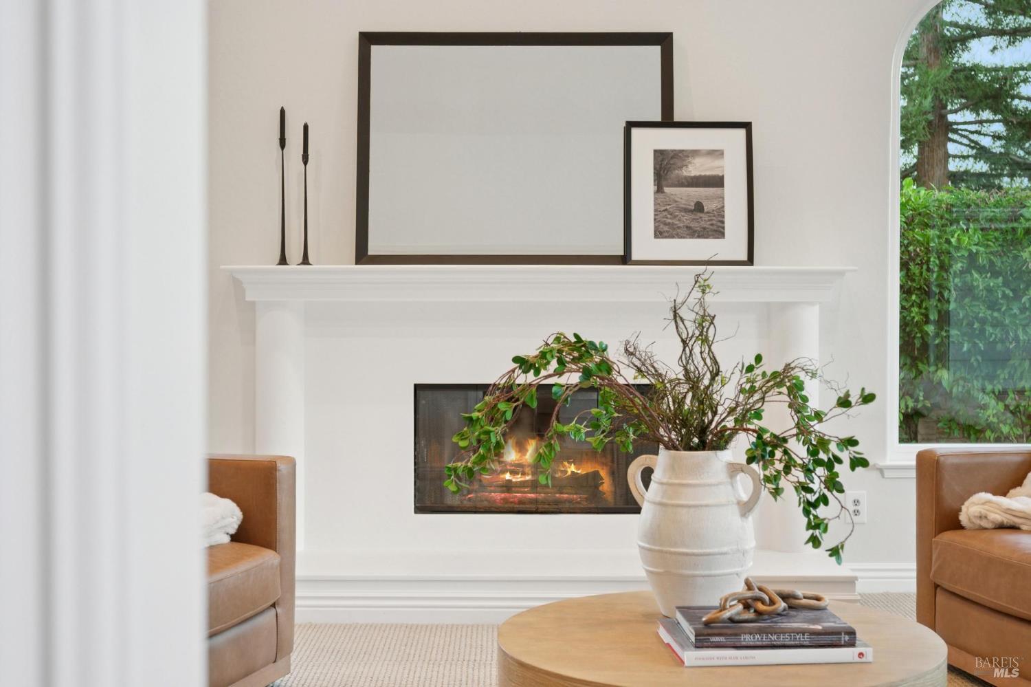 Detail Gallery Image 11 of 74 For 10 Chamberlain Ave, Novato,  CA 94947 - 5 Beds | 3/1 Baths