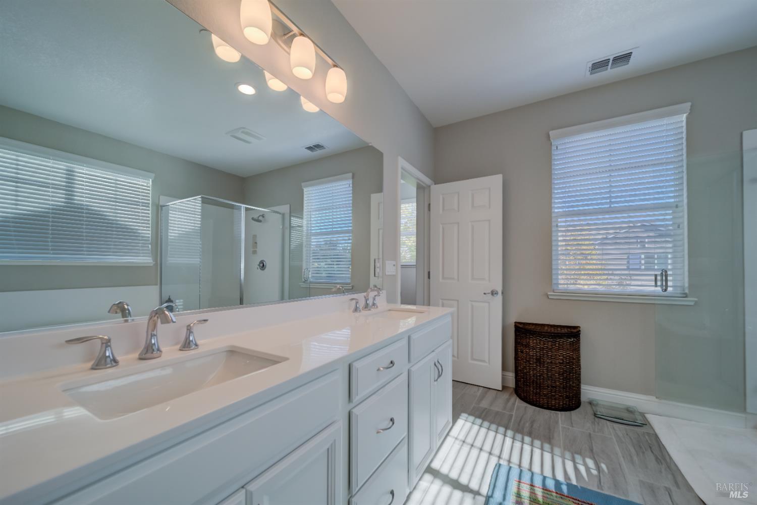 Detail Gallery Image 16 of 21 For 2135 Eva St, Napa,  CA 94559 - 3 Beds | 2/1 Baths