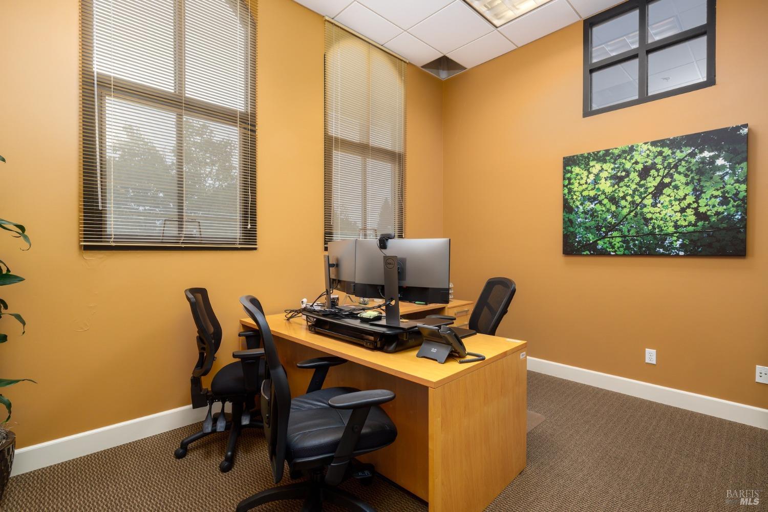 Detail Gallery Image 10 of 18 For 225 Foss Creek Cir, Healdsburg,  CA 95448 - – Beds | – Baths