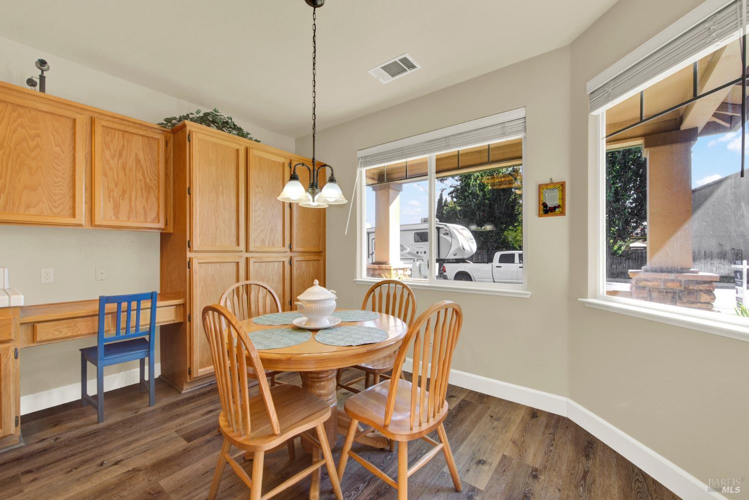 Detail Gallery Image 42 of 73 For 800 Alexander Dr, Dixon,  CA 95620 - 3 Beds | 2 Baths