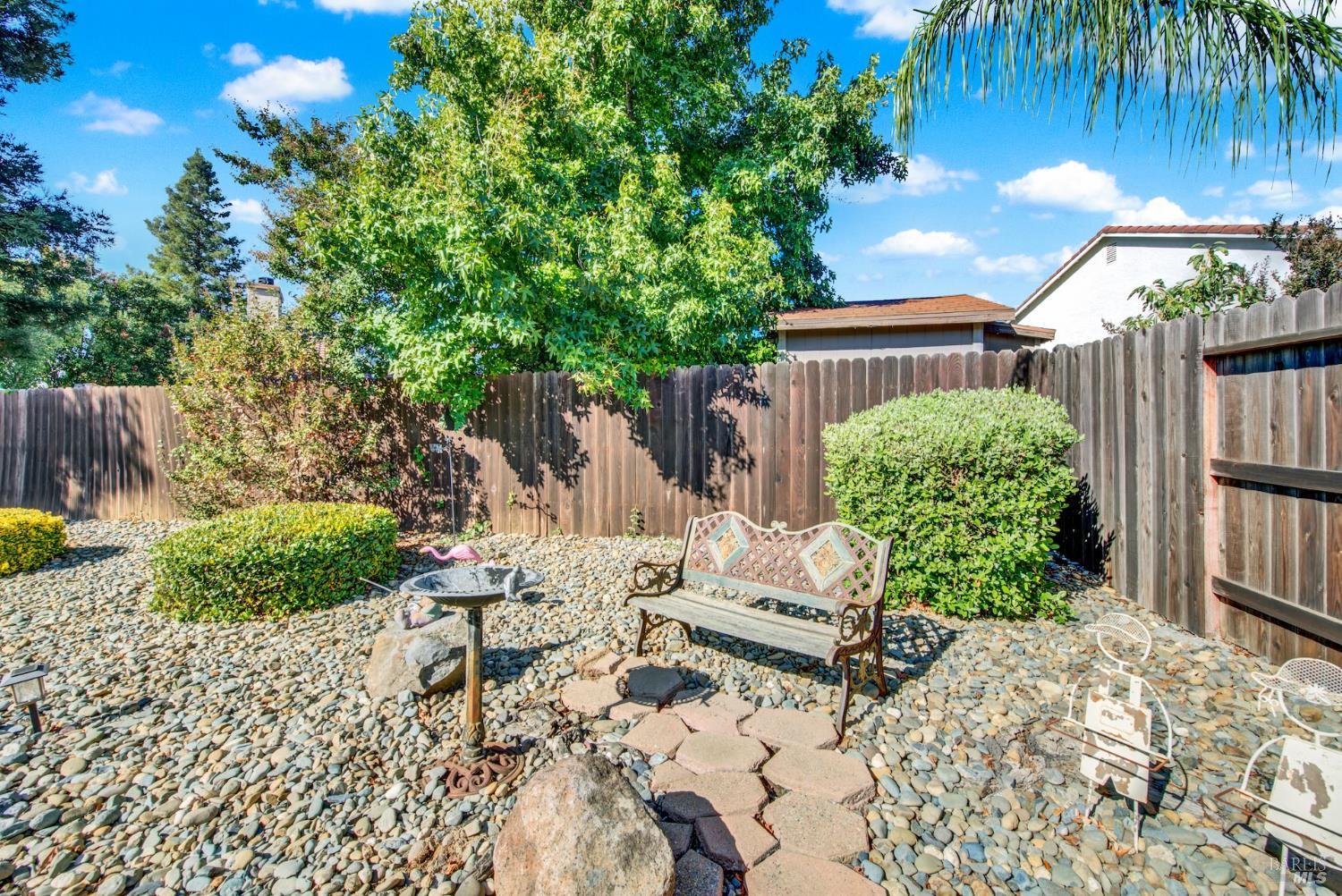 Detail Gallery Image 3 of 73 For 800 Alexander Dr, Dixon,  CA 95620 - 3 Beds | 2 Baths