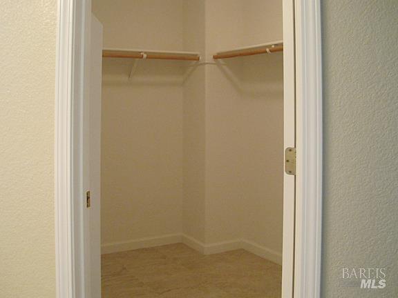 Detail Gallery Image 6 of 9 For 111 Chimney Rock Ct, Vacaville,  CA 95687 - 3 Beds | 2/1 Baths