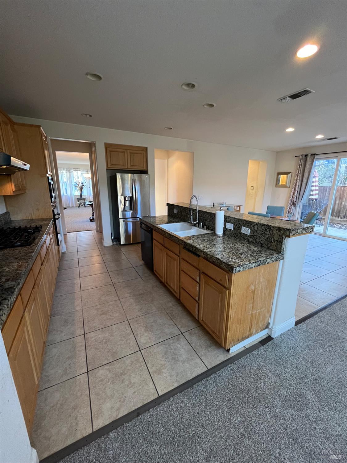 Detail Gallery Image 13 of 43 For 2472 Shorey Way, Fairfield,  CA 94533 - 4 Beds | 3 Baths