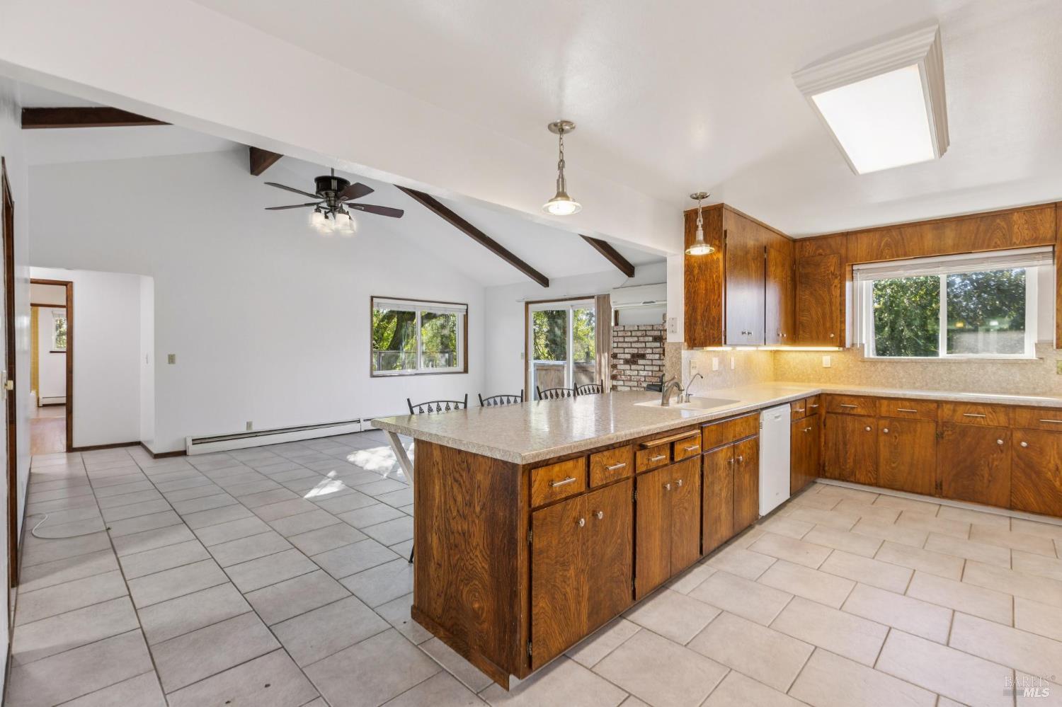 Detail Gallery Image 24 of 75 For 4050 Sonoma Mountain Rd, Santa Rosa,  CA 95404 - 4 Beds | 3/1 Baths